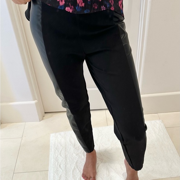 BCBG MaxAzria Faux Leather Leggings M - Picture 2 of 8